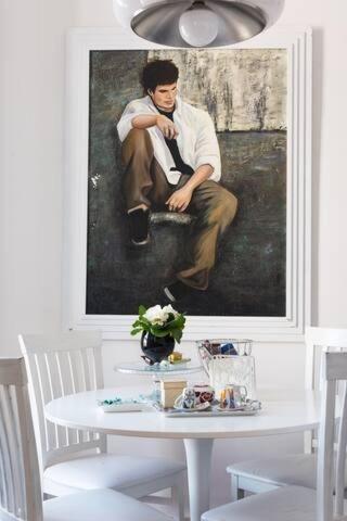 Vesuvius Suite - Elegante Appartamento In Centro เนเปิลส์ ภายนอก รูปภาพ